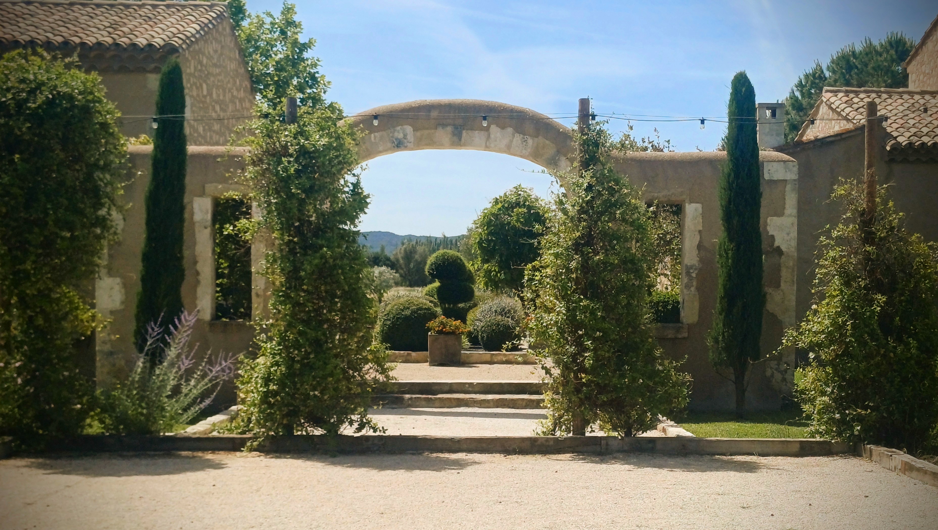 Aménagement paysager complet à Saint-Rémy-de-Provence - HL Paysage